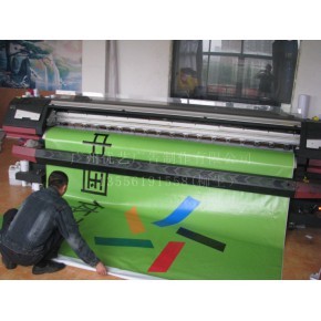 噴繪材料與設(shè)備詳解 燈布、燈片、單透貼、網(wǎng)格布、精印海報與噴繪機(jī)